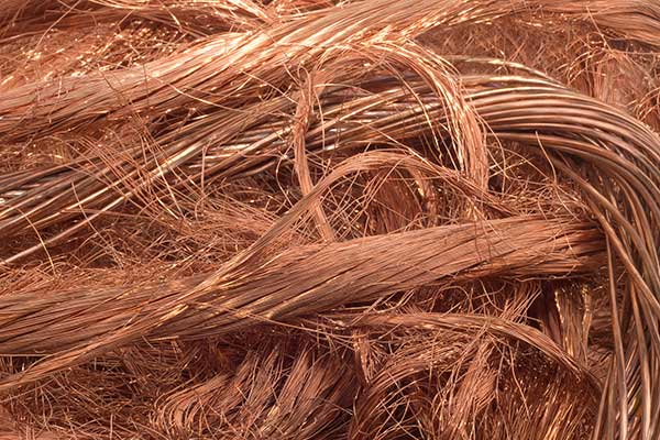 Guia completo sobre sucata de cobre: tipos, benefícios e onde utilizar